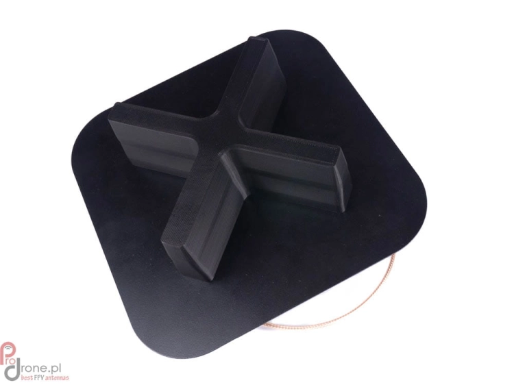 Xair v3 1-1.3 GHz 10 dBi – widok pod kątem