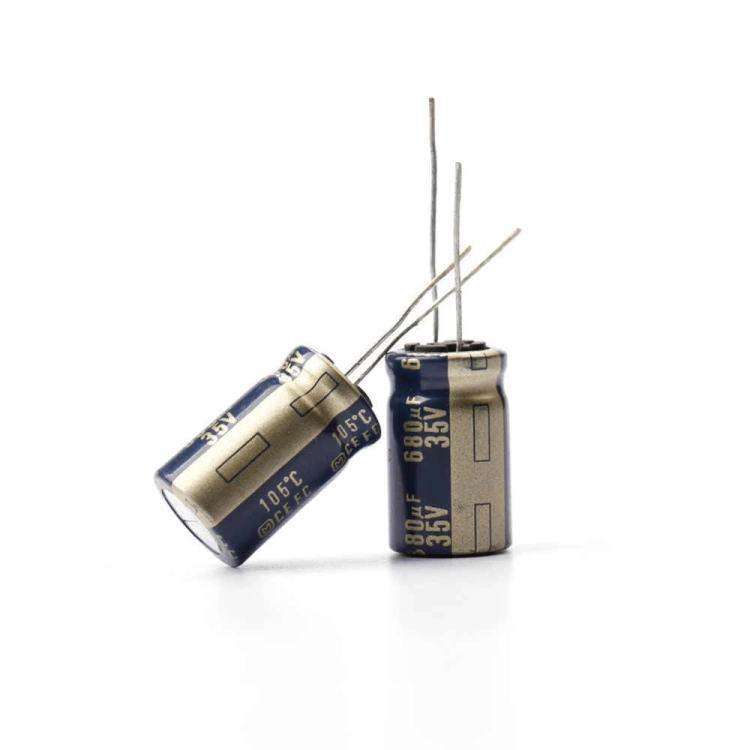 Panasonic_Matsushita-electric-FC-series-35v-680uf-Electrolytic-capacitor-FPV-RC-racing.jpg